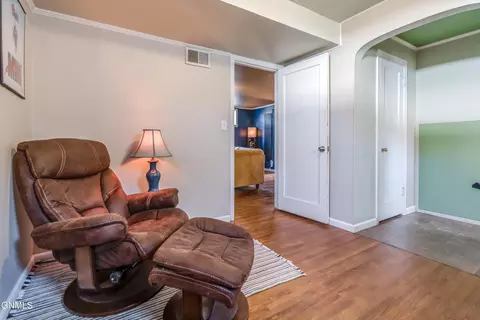 Entry Way - 1407 Thayer Ave, Bismarck, ND 58501 photo 8 of 10