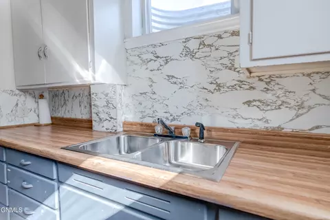 Kitchen - 1407 Thayer Ave, Bismarck, ND 58501 photo 9 of 9