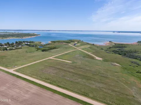 1273 42l Ave NW, Garrison, ND 58540