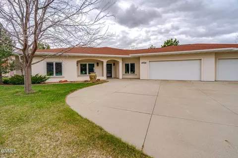 Exterior - 3924 Poseidon Loop, Bismarck, ND 58504 photo 2 of 11