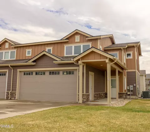 2721 28th St W, Williston, ND 58801
