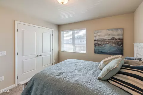 Bedroom - 824 Compass Ln, Bismarck, ND 58504 photo 2 of 8