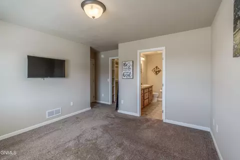 Bedroom - 824 Compass Ln, Bismarck, ND 58504 photo 8 of 8