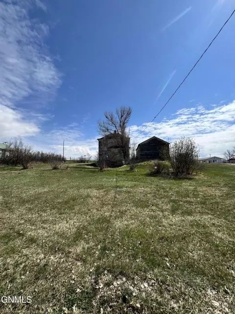 Exterior - 312 Elk St, Alexander, ND 58831 photo 4 of 4