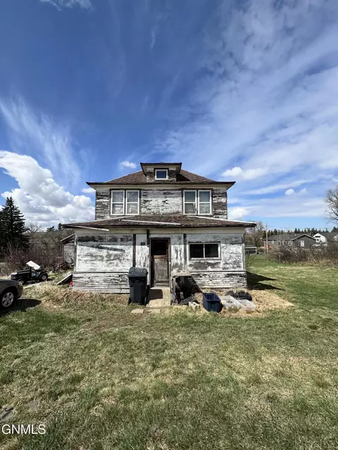 312 Elk St, Alexander, ND 58831