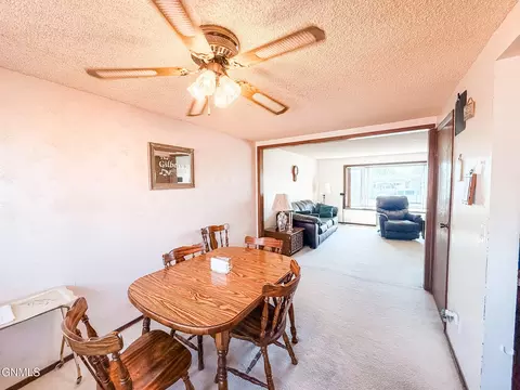 Dining - 908 6th St W, Williston, ND 58801 photo 2 of 2
