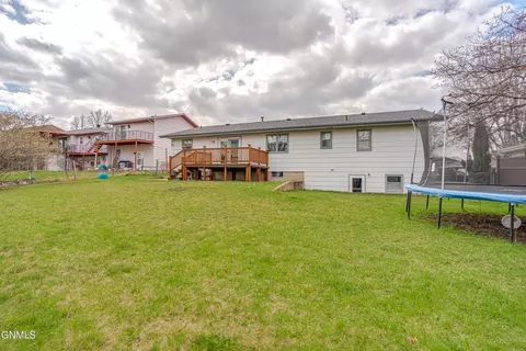 Exterior - 2413 N 6th St, Bismarck, ND 58503 photo 10 of 15