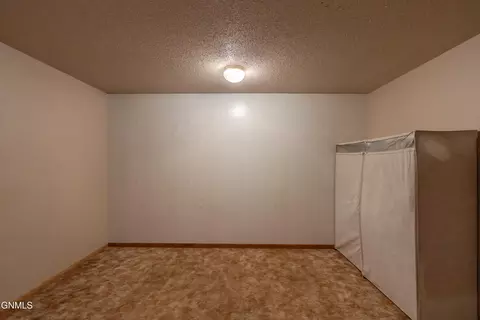 Bedroom - 2413 N 6th St, Bismarck, ND 58503 photo 13 of 16