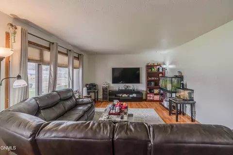 Living - 2413 N 6th St, Bismarck, ND 58503 photo 1 of 2