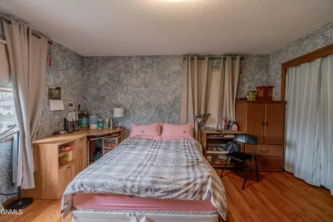 Bedroom - 2413 N 6th St, Bismarck, ND 58503 photo 6 of 16