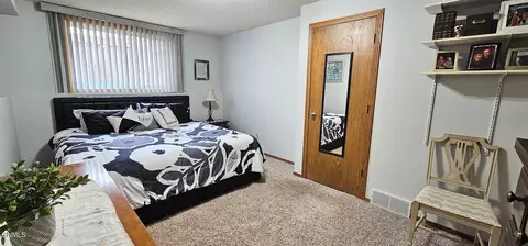 1208 19th St SE, Mandan, ND 58554 photo 30