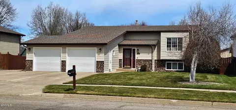 1208 19th St SE, Mandan, ND 58554 photo 48
