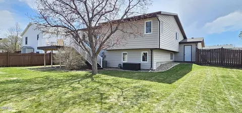 1208 19th St SE, Mandan, ND 58554 photo 46