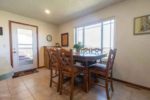 Dining - 1075 Turnpike Ave E, Bismarck, ND 58501 photo 1 of 1