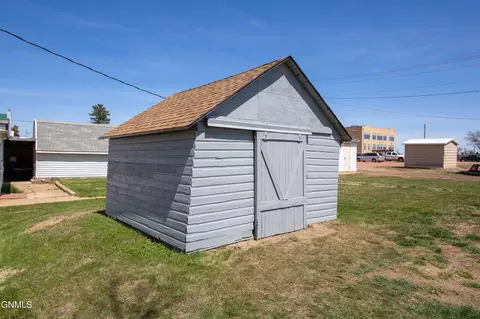 101 Illinois Ave, Mott, ND 58646 photo 47