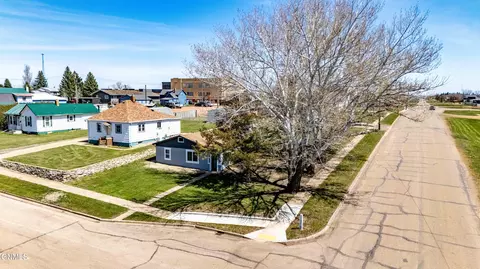 101 Illinois Ave, Mott, ND 58646 photo 7