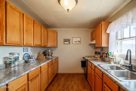 101 Illinois Ave, Mott, ND 58646 photo 25