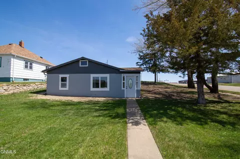 101 Illinois Ave, Mott, ND 58646