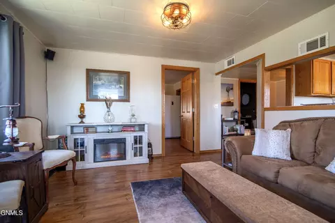 101 Illinois Ave, Mott, ND 58646 photo 17