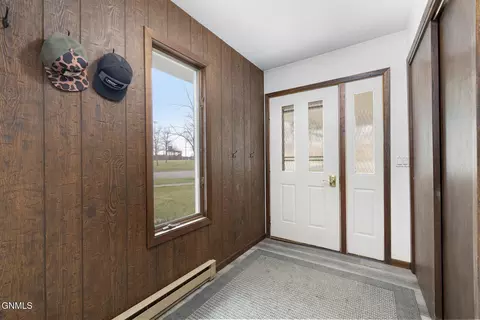 Entry Way - 1302 10th Ave W, Williston, ND 58801 photo 1 of 3