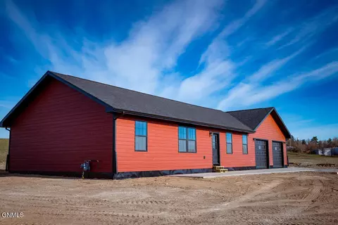 1000 Bruegger St, Alexander, ND 58831