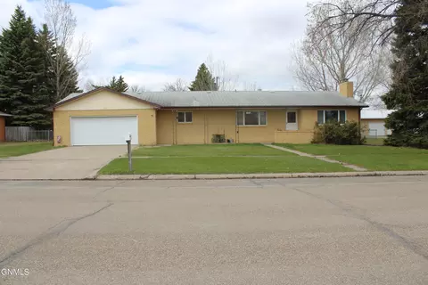 504 Kundert St, Turtle Lake, ND 58575