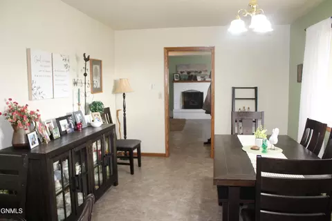 Dining - 504 Kundert St, Turtle Lake, ND 58575 photo 3 of 6
