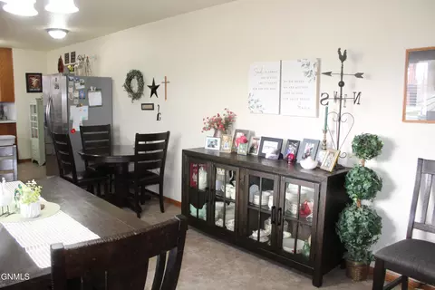 Dining - 504 Kundert St, Turtle Lake, ND 58575 photo 4 of 6