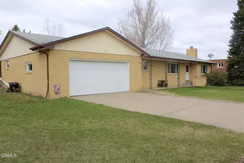 Exterior - 504 Kundert St, Turtle Lake, ND 58575 photo 10 of 10
