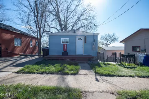 Other - 328 6th Ave E, Dickinson, ND 58601 photo 2 of 20