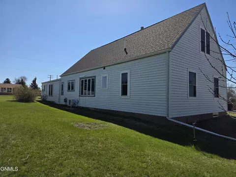 Other - 301 Iowa Ave, Mott, ND 58646 photo 10 of 11