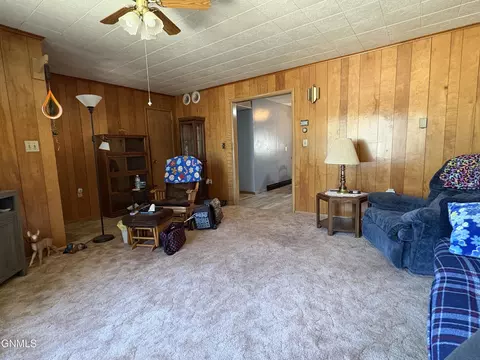 Other - 309 7th Ave N, Edgeley, ND 58433 photo 3 of 33
