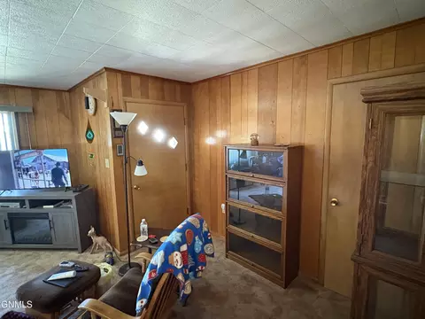 Other - 309 7th Ave N, Edgeley, ND 58433 photo 4 of 33