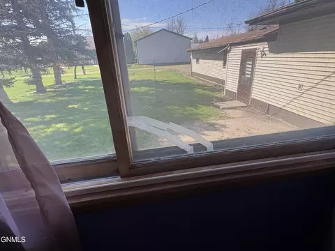 Other - 309 7th Ave N, Edgeley, ND 58433 photo 6 of 33