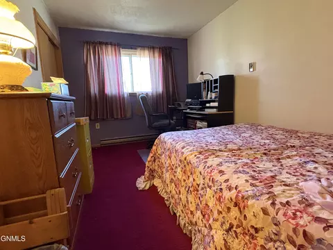 Bedroom - 309 7th Ave N, Edgeley, ND 58433 photo 5 of 8
