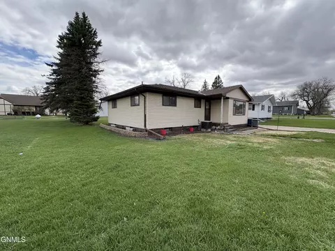 Other - 309 7th Ave N, Edgeley, ND 58433 photo 33 of 33