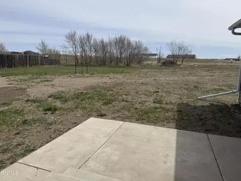 Exterior - 5476 Matthew Ave, Williston, ND 58801 photo 2 of 2