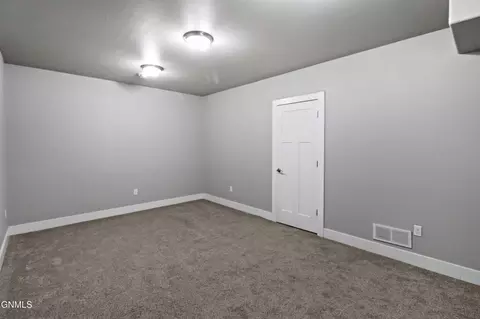 Bedroom - 13719 Karen St, Williston, ND 58801 photo 6 of 8