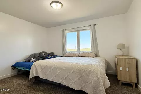 Bedroom - 14739 Baxter St, Williston, ND 58801 photo 2 of 4