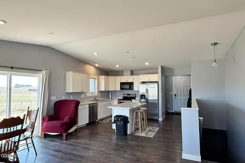 Kitchen - 14739 Baxter St, Williston, ND 58801 photo 8 of 8