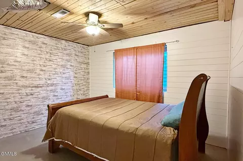 Bedroom - 14739 Baxter St, Williston, ND 58801 photo 3 of 4