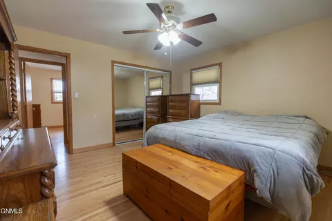 Bedroom - 908 Midway Dr, Bismarck, ND 58501 photo 5 of 8