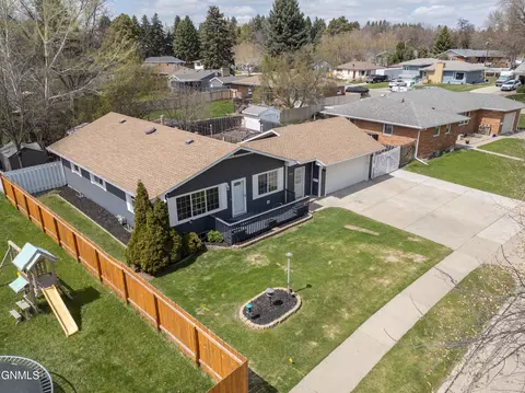 View/Area - 908 Midway Dr, Bismarck, ND 58501 photo 1 of 2