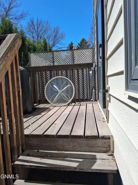 Exterior - 1917 Capitol Ave, Bismarck, ND 58501 photo 3 of 3