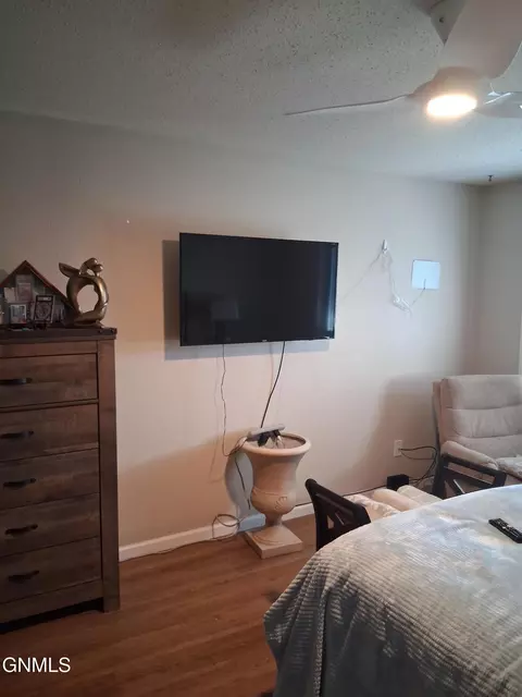 Bedroom - 1917 Capitol Ave, Bismarck, ND 58501 photo 3 of 3