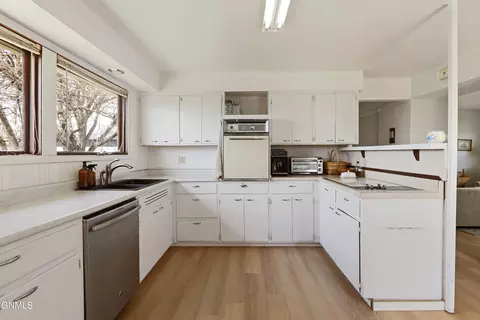 Kitchen - 1223 13th Ave W, Williston, ND 58801 photo 2 of 3