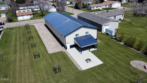 345 1st Rd SW, Pick City, ND 58545