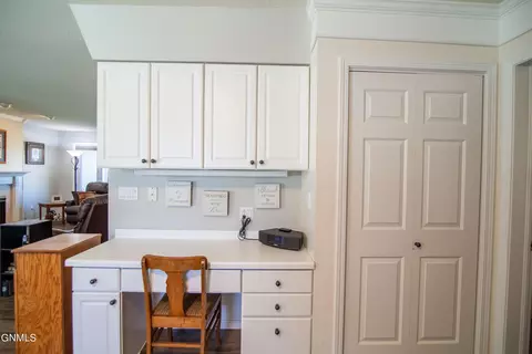 Other - 1096 Turnpike Ave E, Bismarck, ND 58501 photo 3 of 10