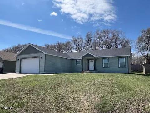 1417 E Pheasant Ridge St, Watford City, ND 58854