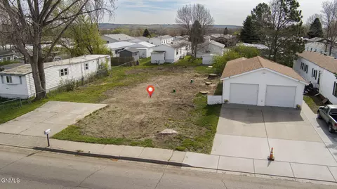 1400 8th Ave SE, Mandan, ND 58554